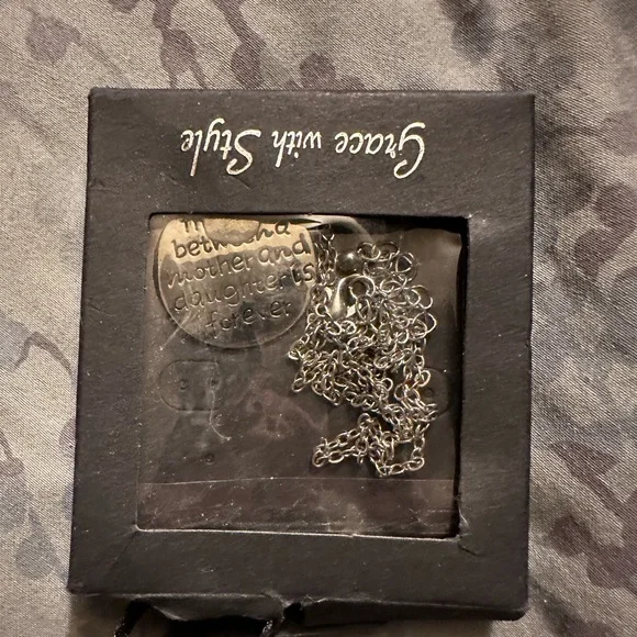 Silver Mother-Daughter Pendant Necklace - Picture 3 of 4